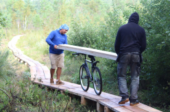 Pikalombi matkaraja Kuresoo laudtee taastamine