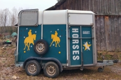 Hilläkeste talli arendamine